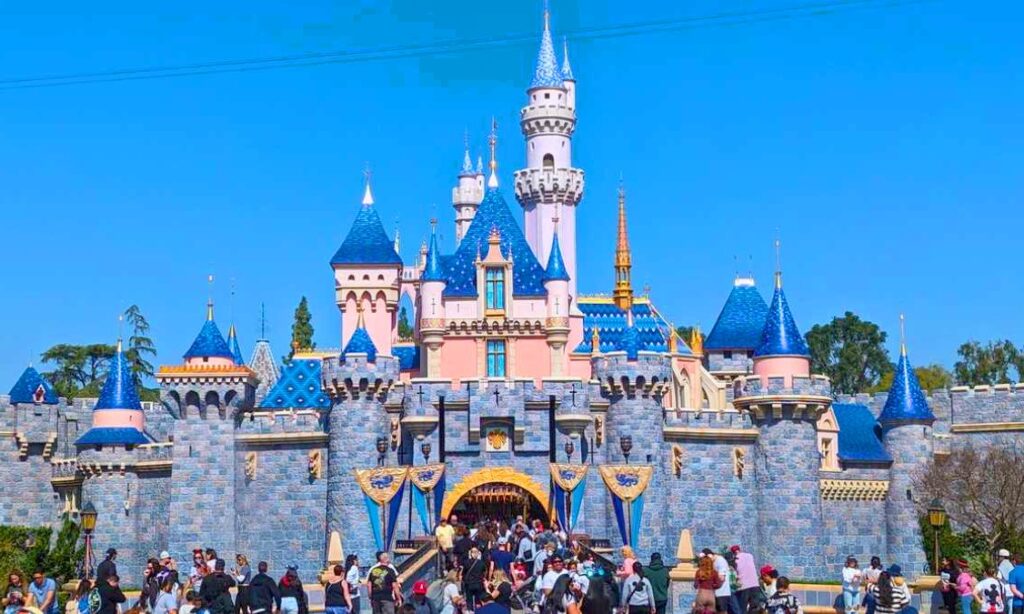 डिज़्नीलैंड