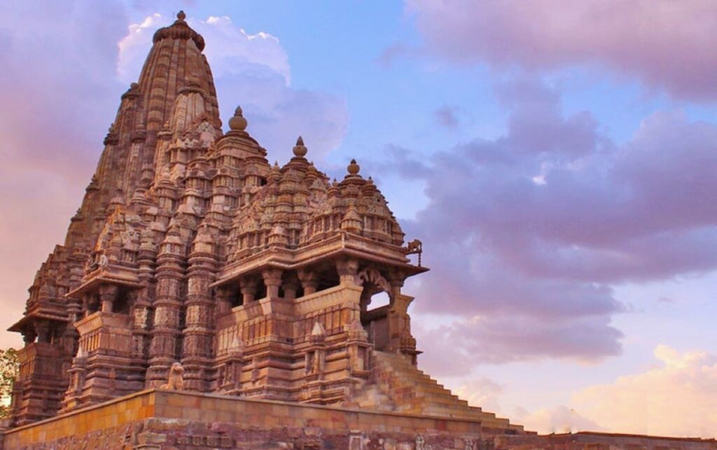 कंदरिया महादेव मंदिर- खजुराहो