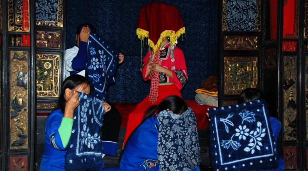 चीन में अनोखी परंपरा