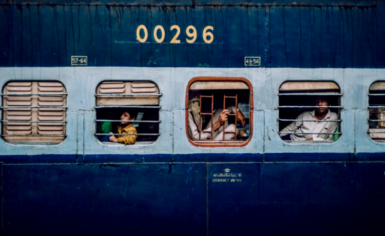 शादी, तीर्थ या ग्रुप ट्रिप के लिए बुक करना चाहते हैं पूरी ट्रेन? जानिए प्रोसेस