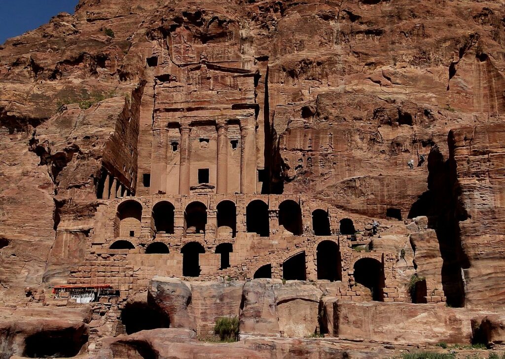 सात अजूबे