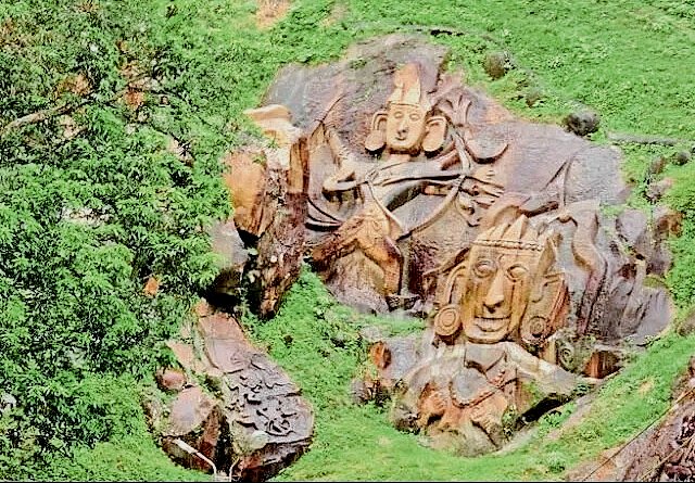 उनाकोटी मंदिर