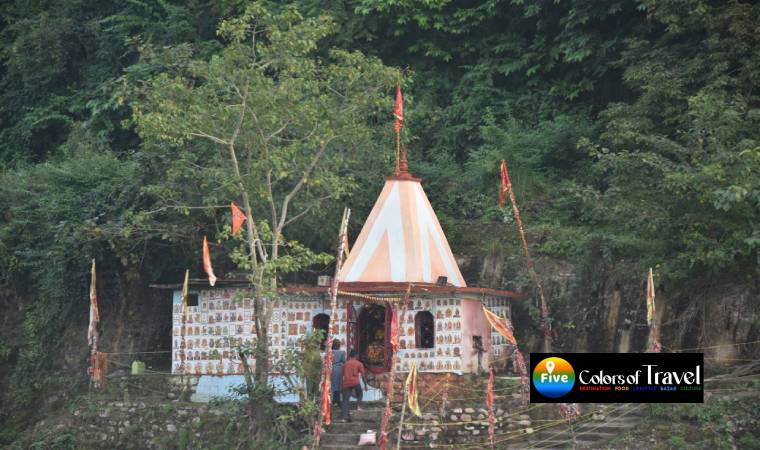 गिरिजा देवी मंदिर