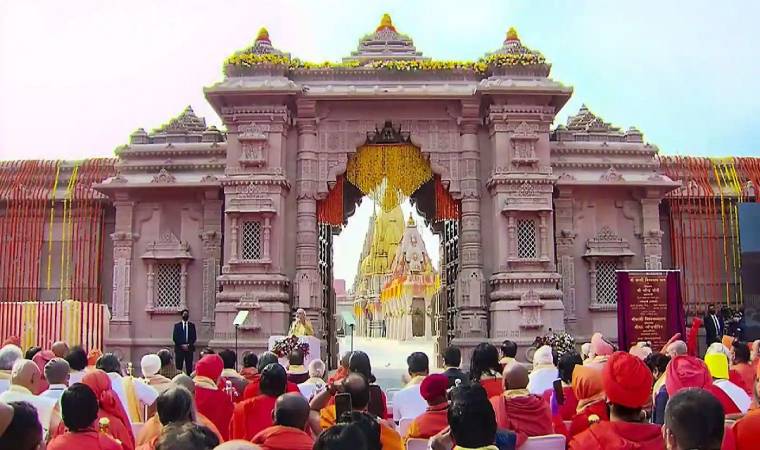 काशी घूमने जा रहे हैं? ये 5 अनुभव बना देंगे आपकी ट्रिप को शानदार!