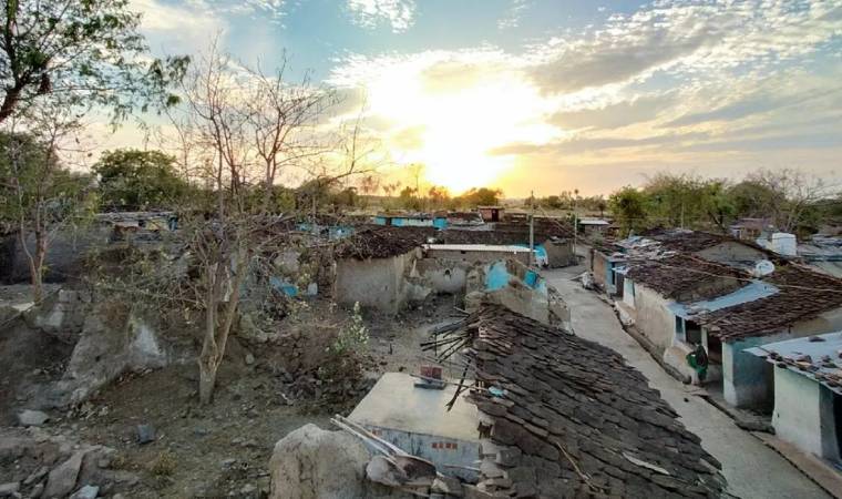 चौंडाला गांव