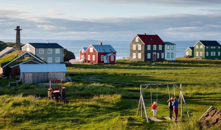 दुनिया के सबसे महंगे पर्यटन देश