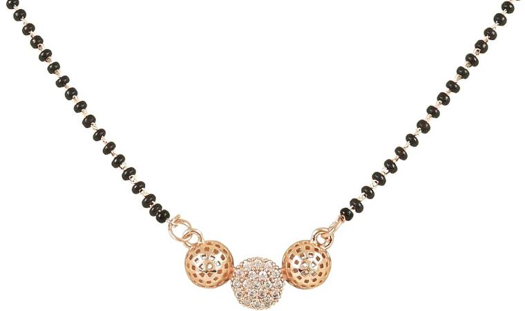 मिनिमल मंगलसूत्र ट्रेंड: