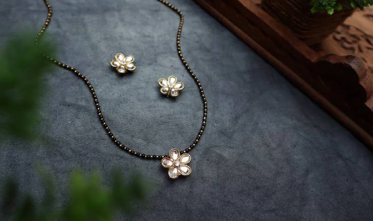 मिनिमल मंगलसूत्र ट्रेंड: