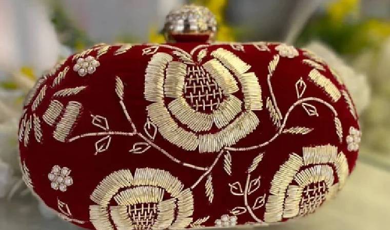 ब्राइड्स बैग्स