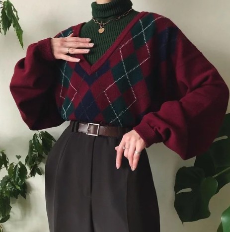 ये है स्वेटर के क्लासी डिजाइन जिन्हे पहन कर आप भी बन जाएंगी एक क्लासी पर्सनेलिटी