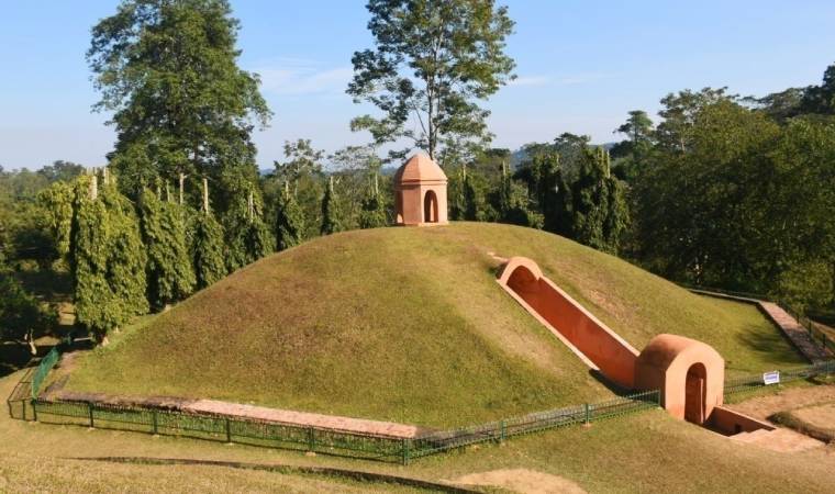 चराइदेव मोईदाम