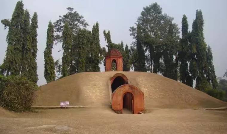 चराइदेव मोईदाम