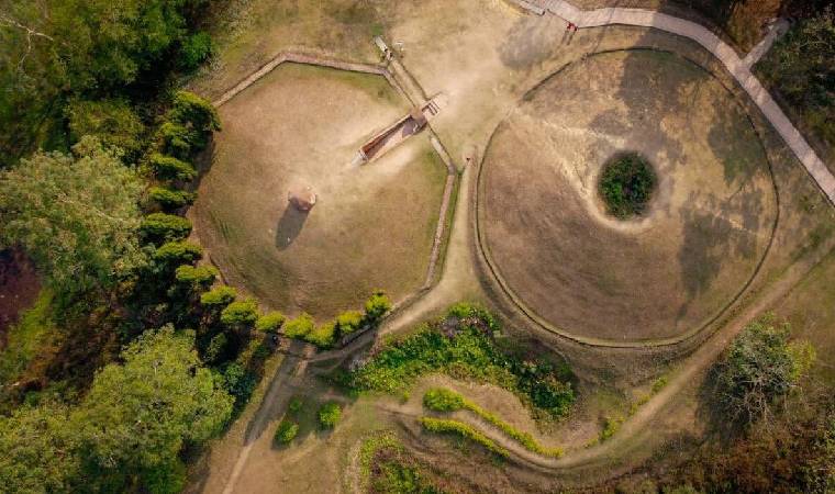 चराइदेव मोईदाम