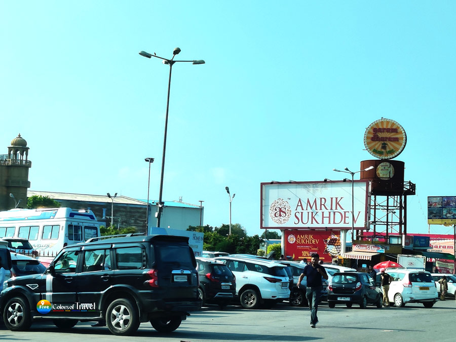 Murthal ke Paranthe: मुरथल के परांठे वाले ढाबे -जहाँ रोजाना लगभग 40-50 हजार से अधिक लोग खाने का लुत्फ उठाते हैं