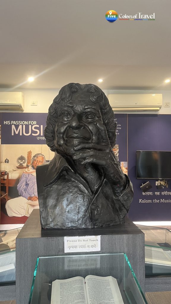 Dilli Haat INA- जरूर देखें  डॉ. ए.पी.जे. अब्दुल कलाम की याद में बना ये म्यूजियम