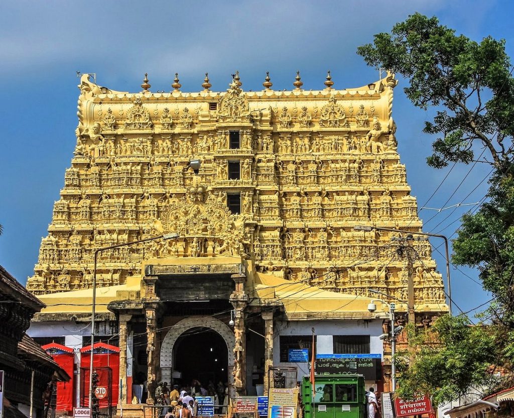 भारत के 7 सबसे रहस्यमयी मंदिर! जानिए इनके पीछे छिपी कहानियाँ