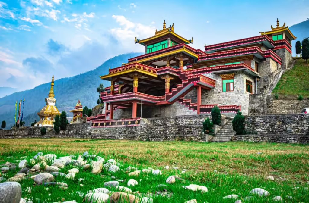 भारत के इन 5 राज्यों में घूमने के लिए जरूरी है ट्रैवल परमिट! arunachal