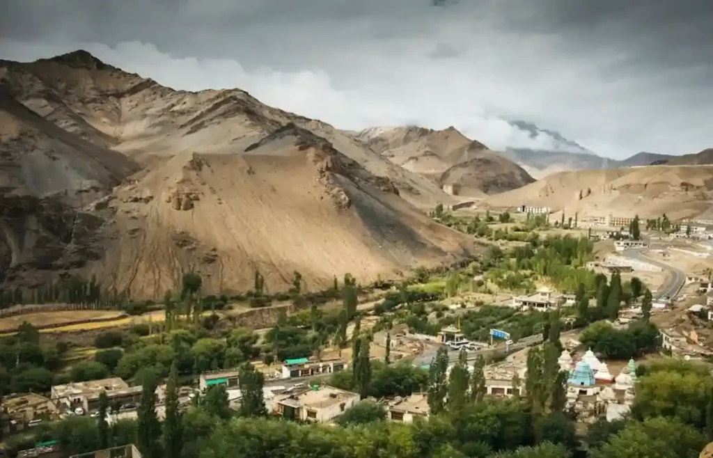 Explore Lamayuru: Ladakh Hidden Moonland Travel Guide