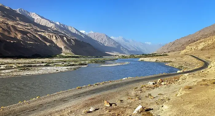 क्या आप जानते हैं ? दुनिया की ये 7 नदियां कभी समुद्र तक नहीं जातीं