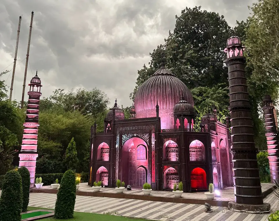 Bharat Darshan Park