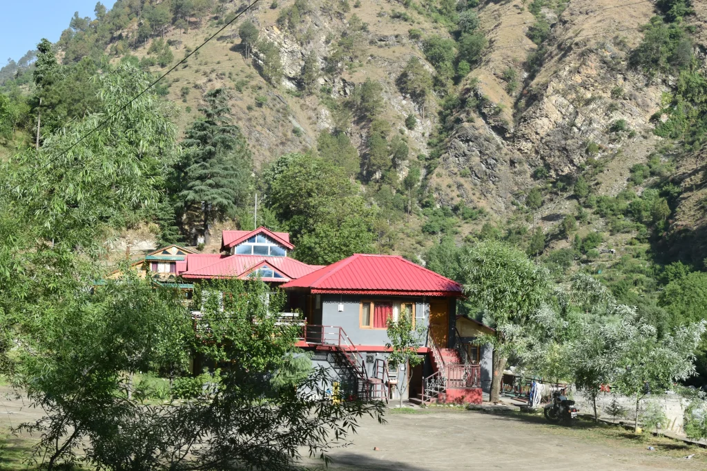 Tirthan Valley