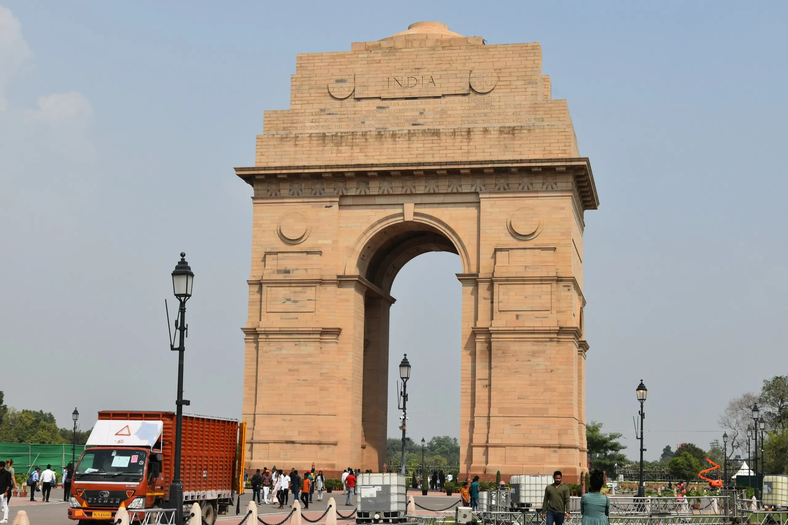 India gate 