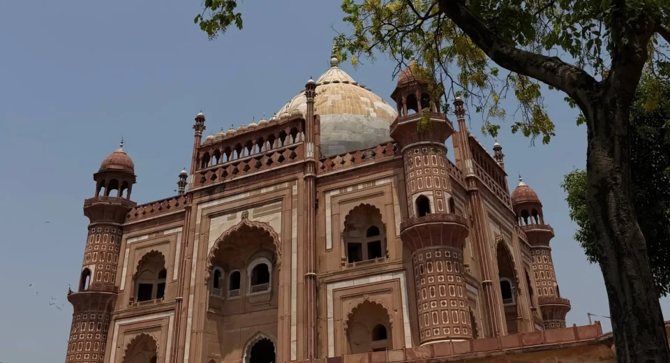Safdarjung Tomb