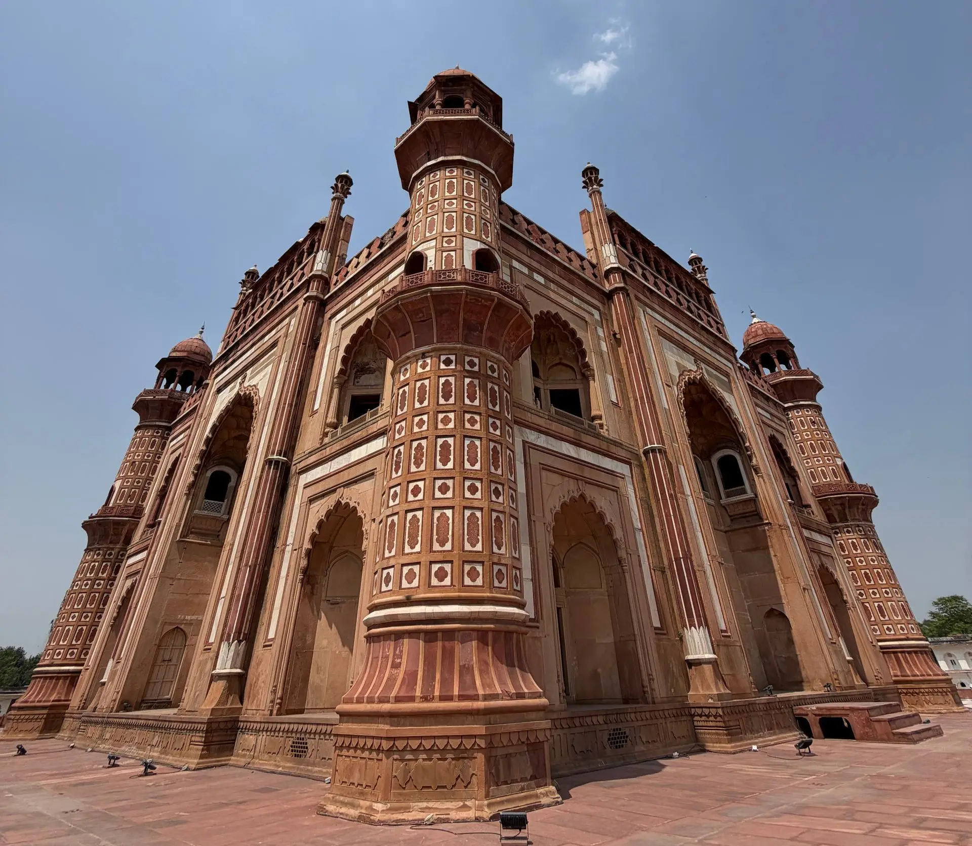 Safdarjung Tomb