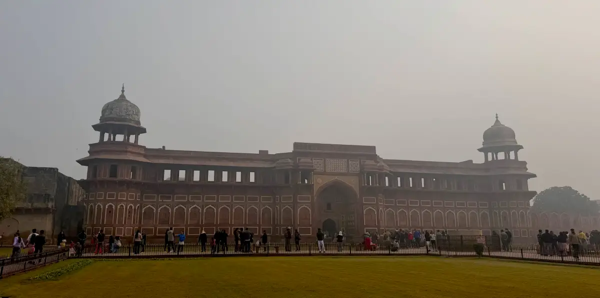 भारत के 10 Sunrise Viewpoints जहाँ हर फोटो Viral बनेगी
Low Budget Weekend