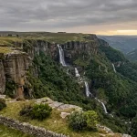 Coorg: बारिश में और Magical लगता है कर्नाटक का यह हिल स्टेशन!