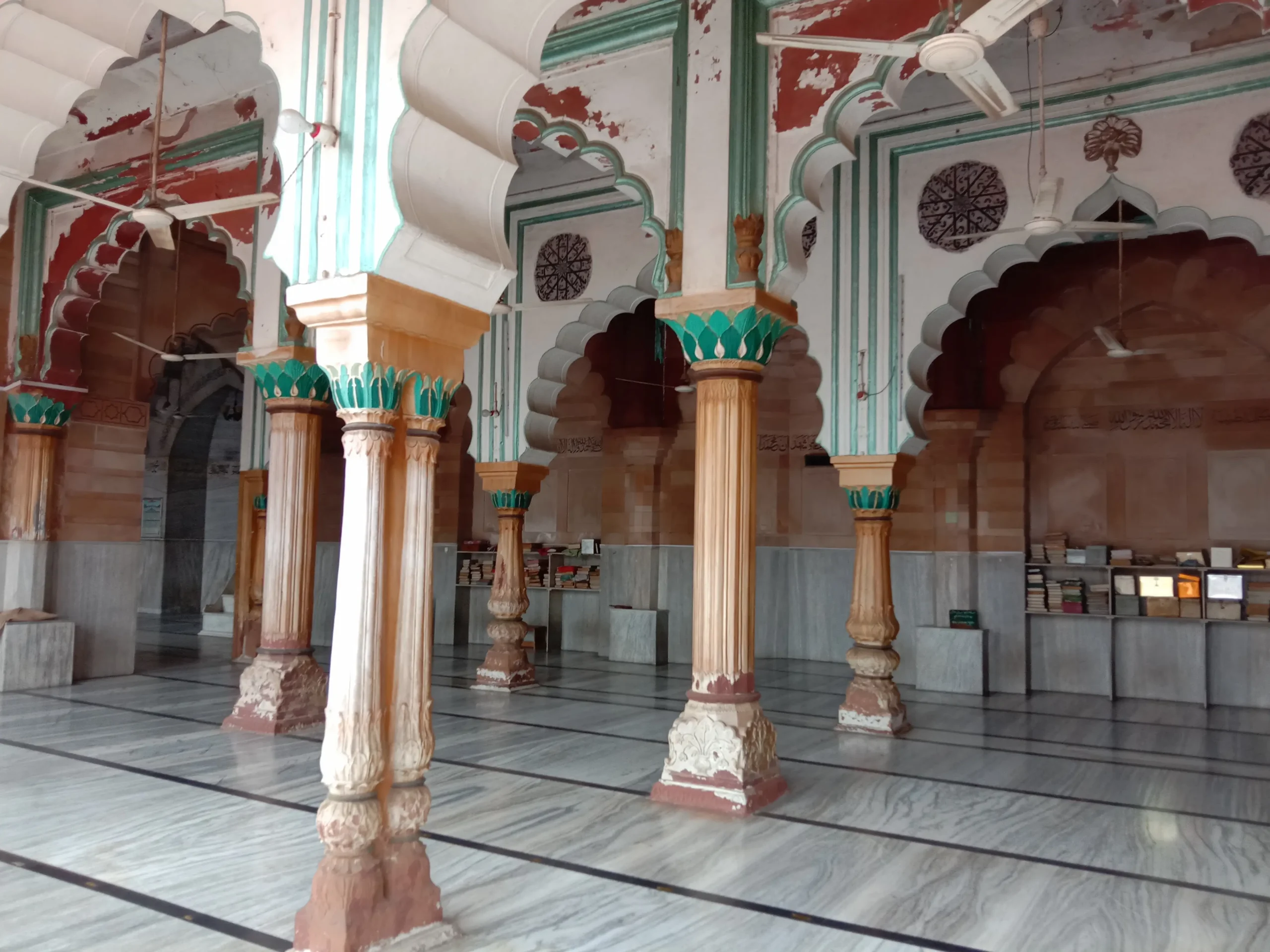 Fatehpuri Masjid