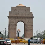 पहली बार Solo Trip करने जा रहे हैं? ये 13 बातें जरूर जान लें
